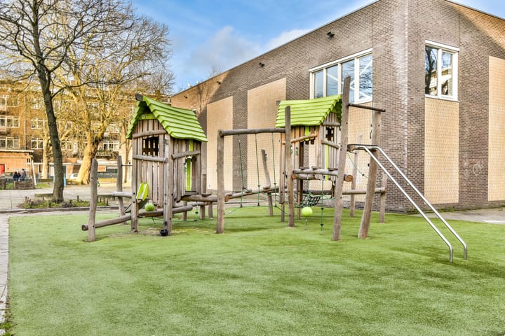 Foto 27 van Buskenblaserstraat 42-3