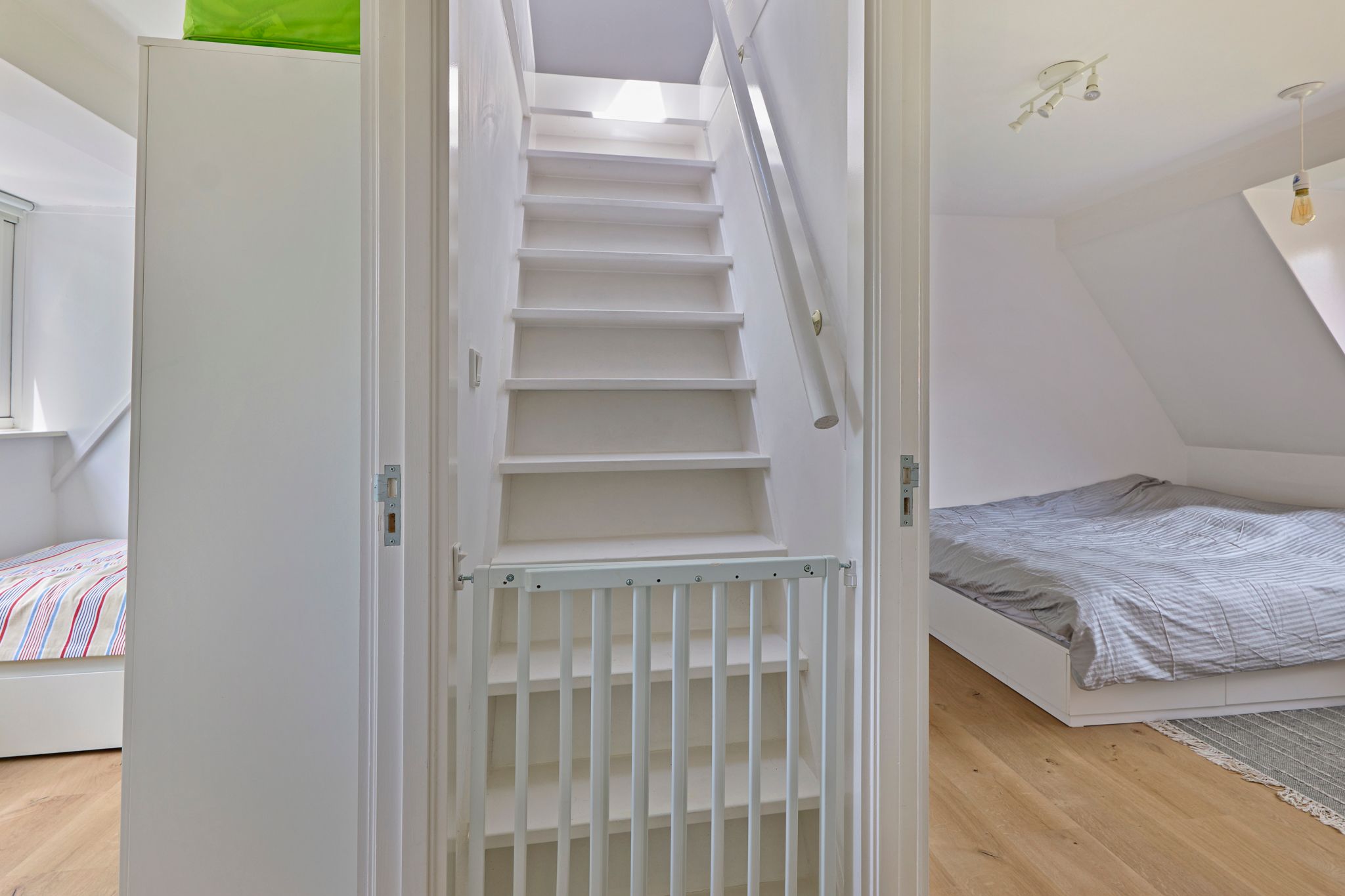 Photo 18 of Wognumerstraat 44