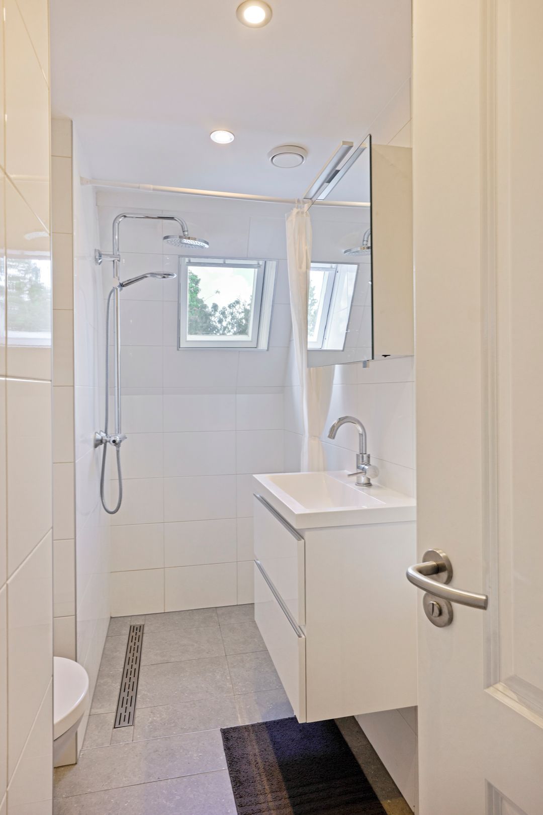 Photo 28 of Wognumerstraat 44