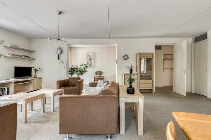 Foto 8 van Rollandthof 17