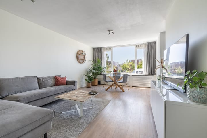 Foto 3 van M. Gandhilaan 61