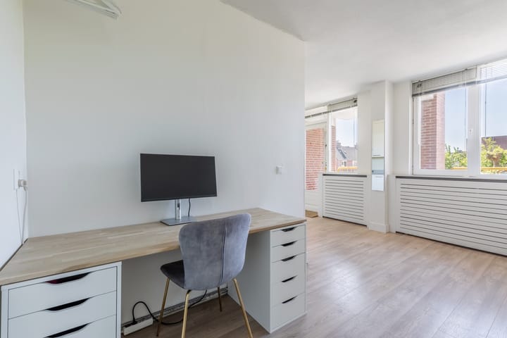 Foto 8 van M. Gandhilaan 61