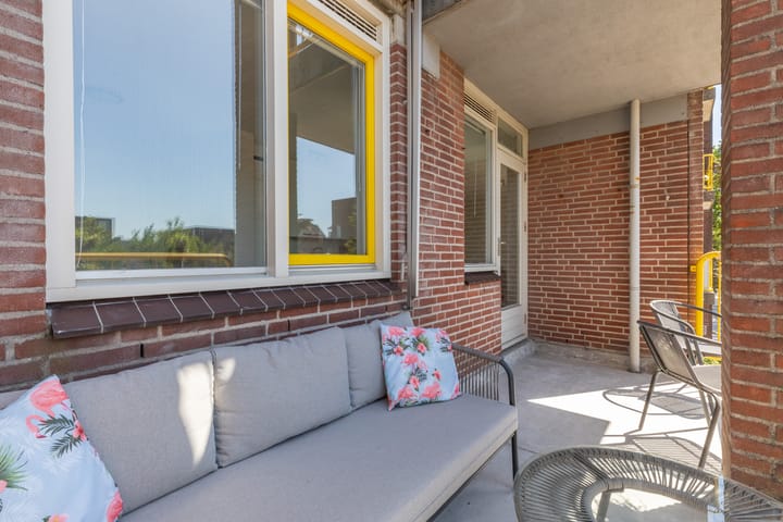 Foto 15 van M. Gandhilaan 61