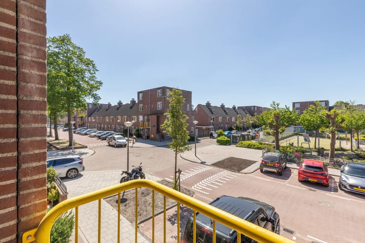 Foto 17 van M. Gandhilaan 61