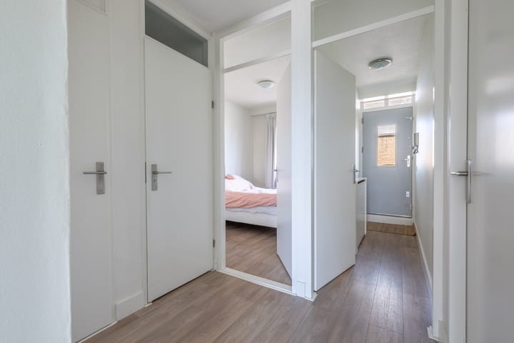 Foto 25 van M. Gandhilaan 61