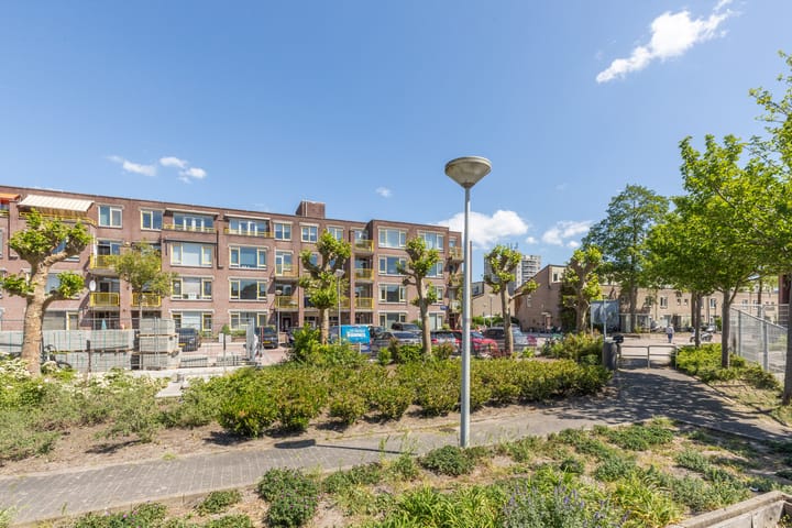 Foto 47 van M. Gandhilaan 61