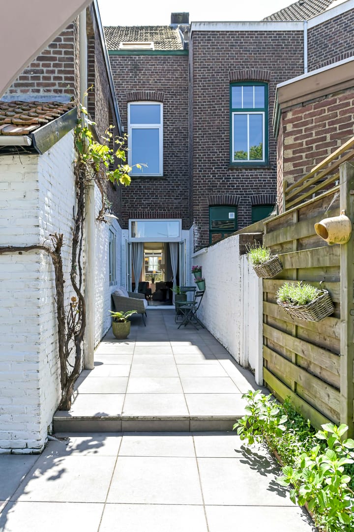 Foto 34 van Dokter Leursstraat 18