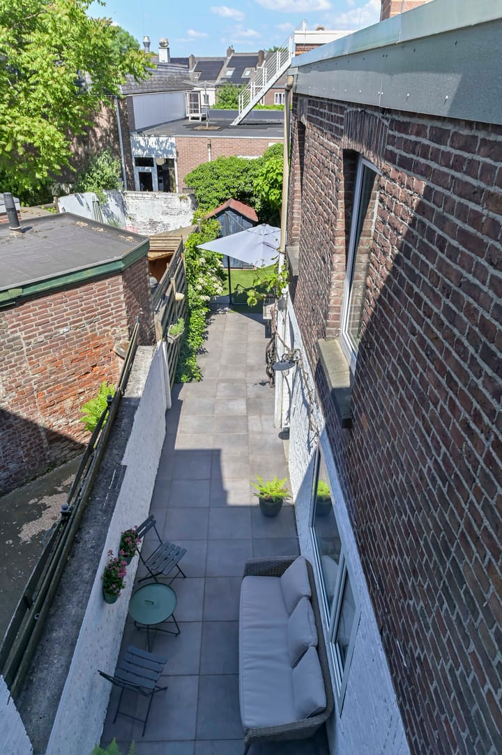 Foto 56 van Dokter Leursstraat 18