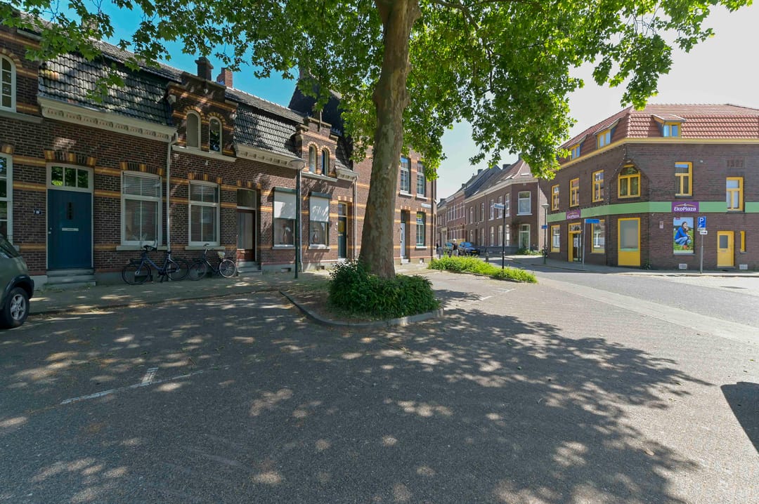 Foto 58 van Dokter Leursstraat 18