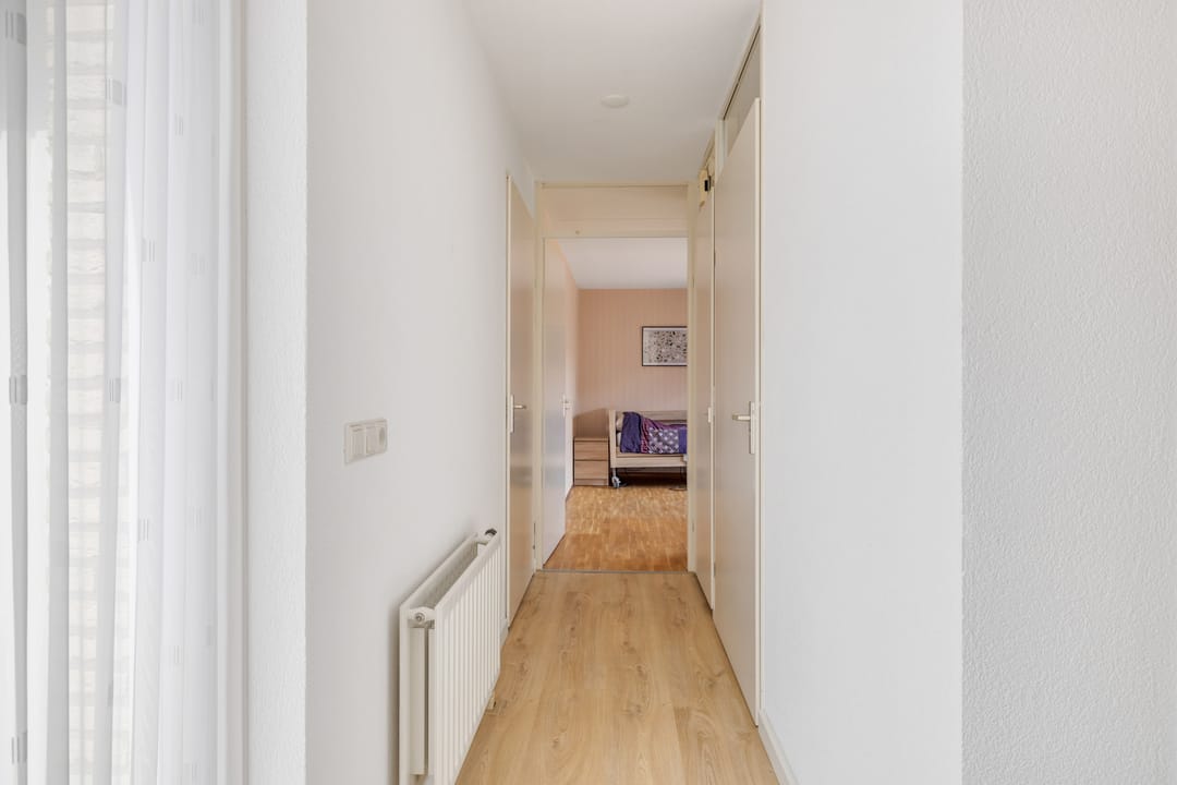 Photo 11 of Conrad Busken Huethove 9