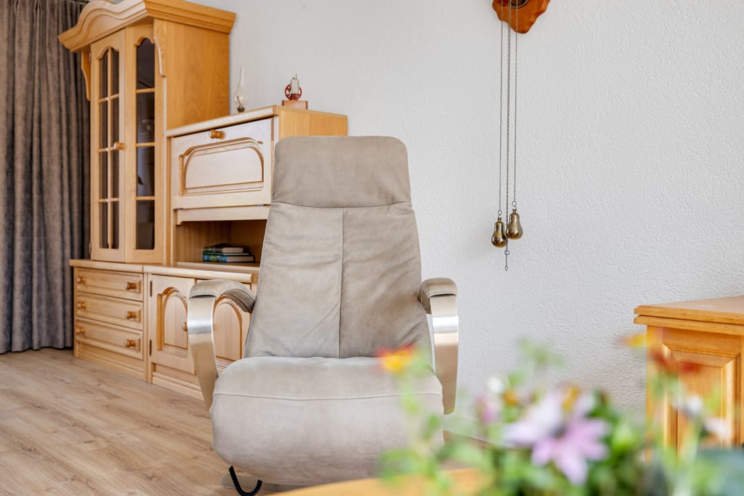 Photo 23 of Conrad Busken Huethove 9