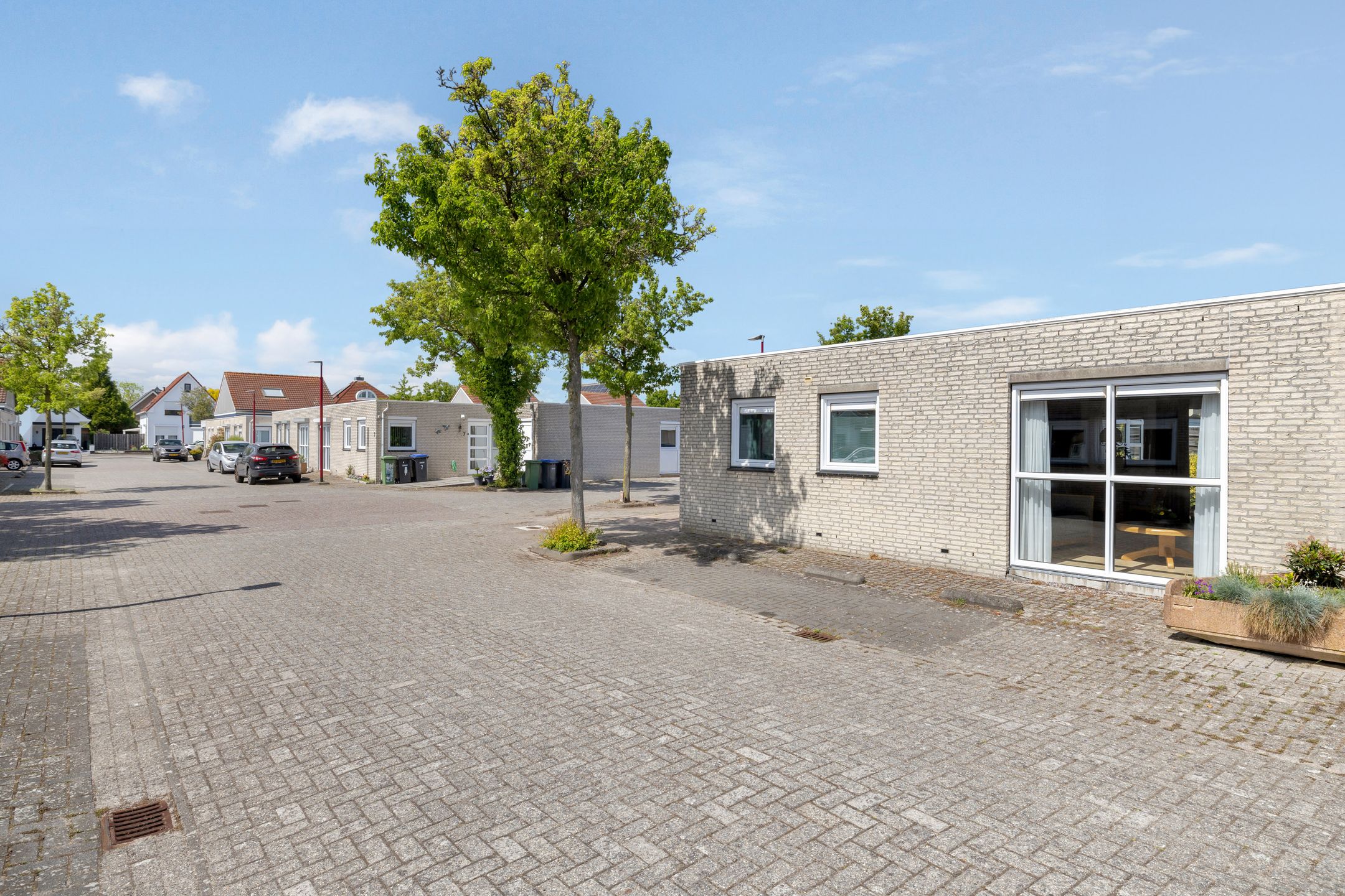 Photo 39 of Conrad Busken Huethove 9