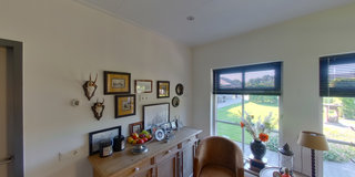 View 360° photos