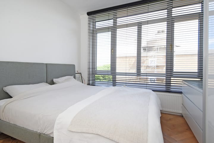 Foto 26 van Goudenregenstraat 325