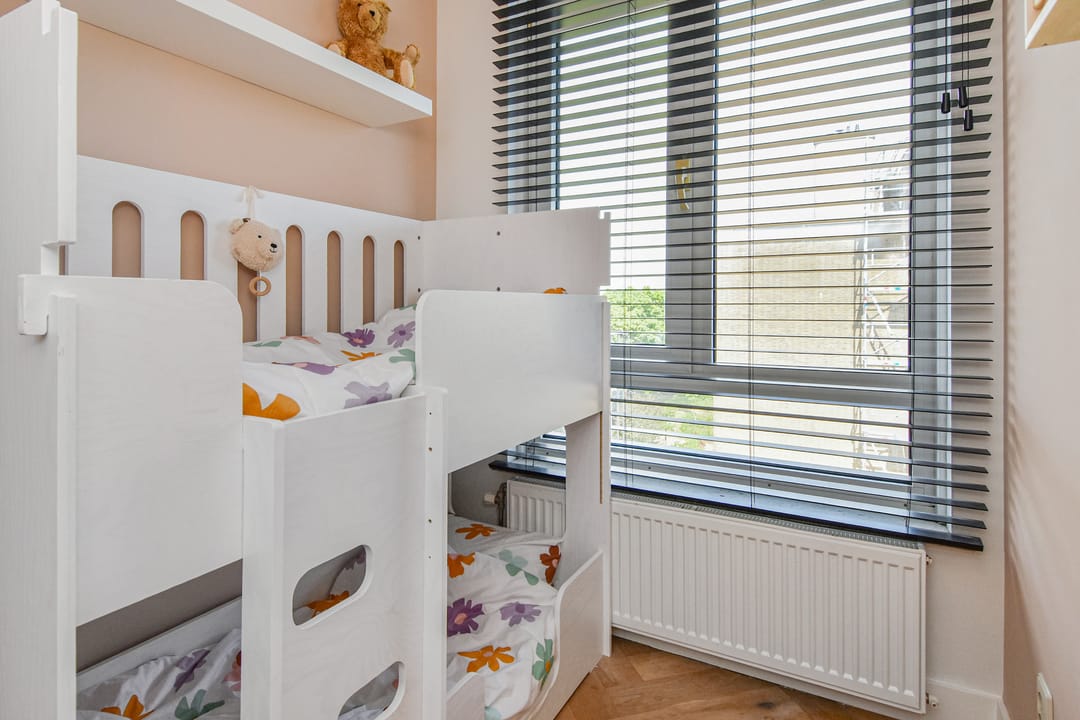 Foto 28 van Goudenregenstraat 325