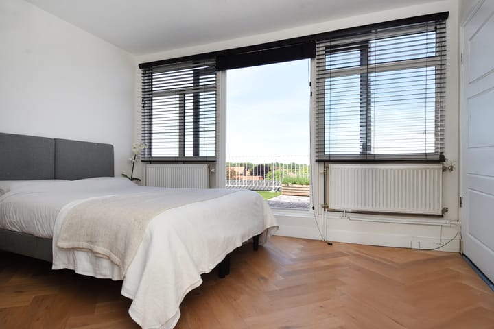 Foto 35 van Goudenregenstraat 325