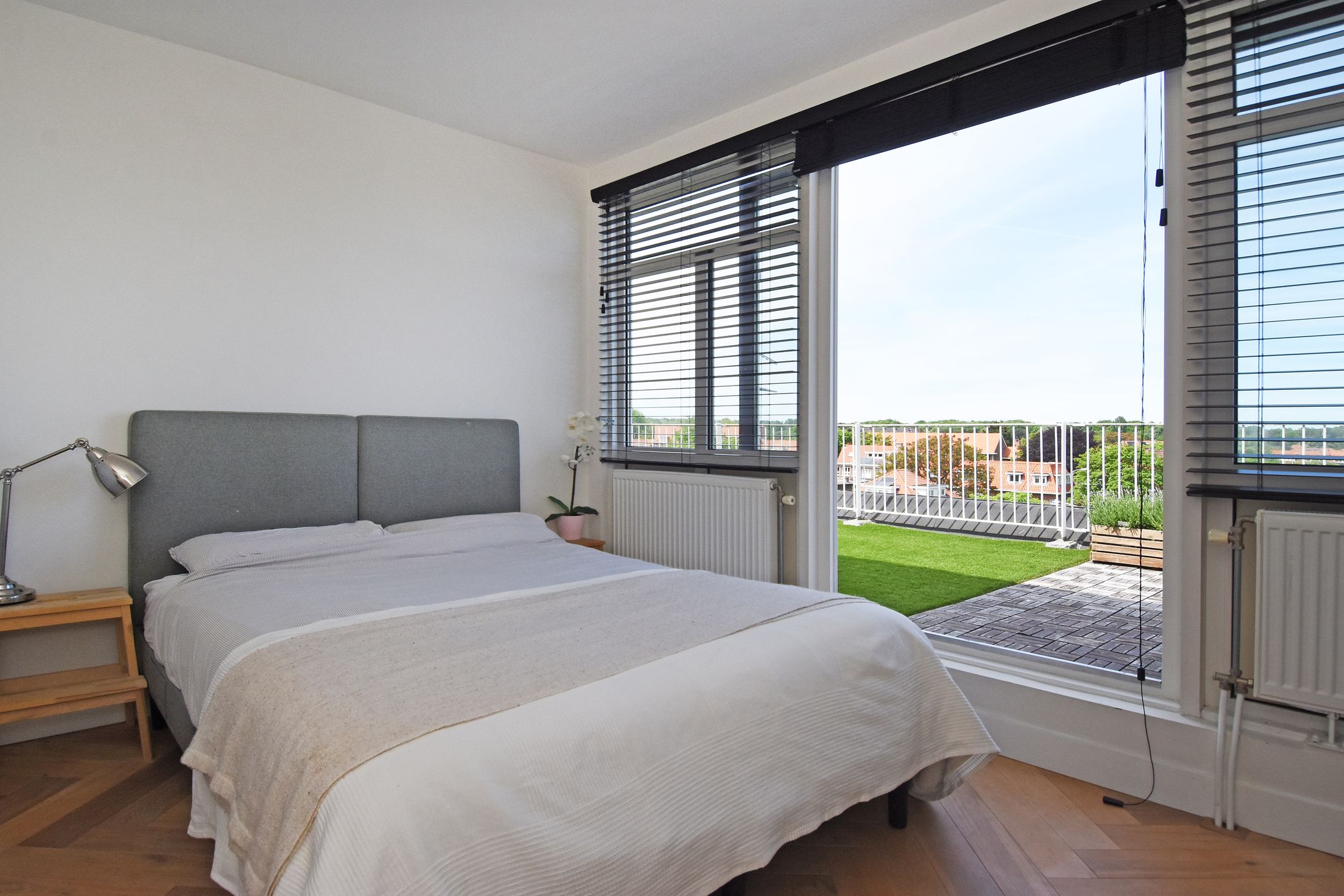 Foto 36 van Goudenregenstraat 325