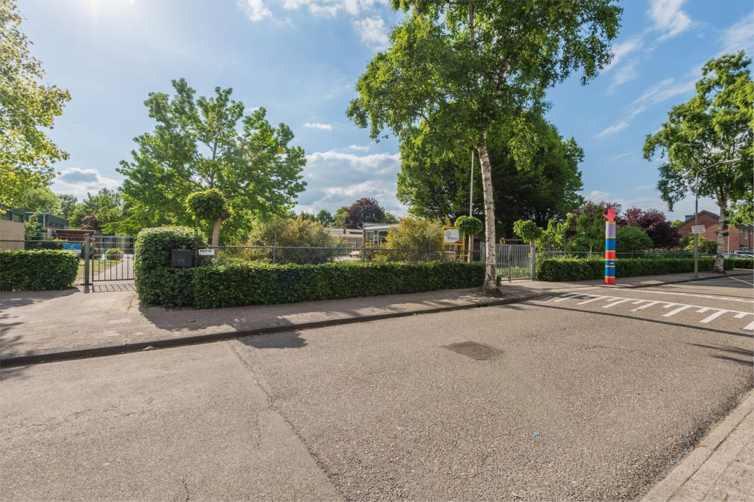 Foto 52 van Troelstrastraat 57