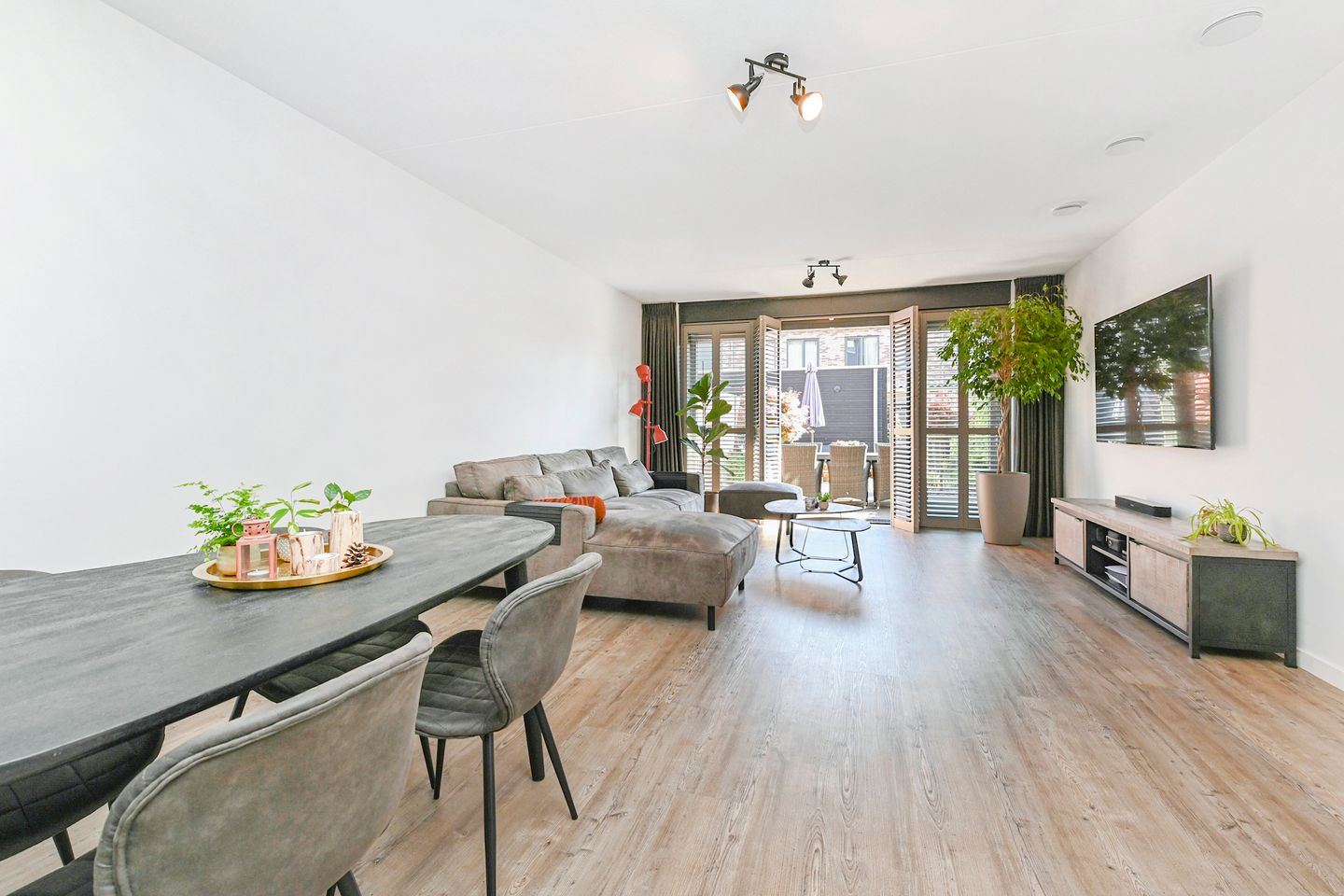 Foto 10 van Zonnebaars 53