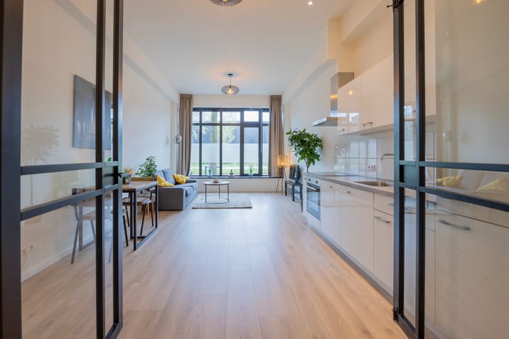 Foto 11 van Amsterdamsevaart 32