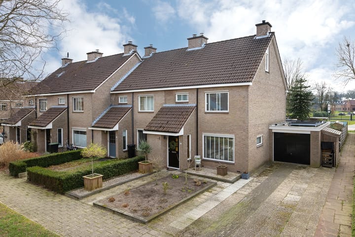 Foto 1 van Lijsterstraat 19