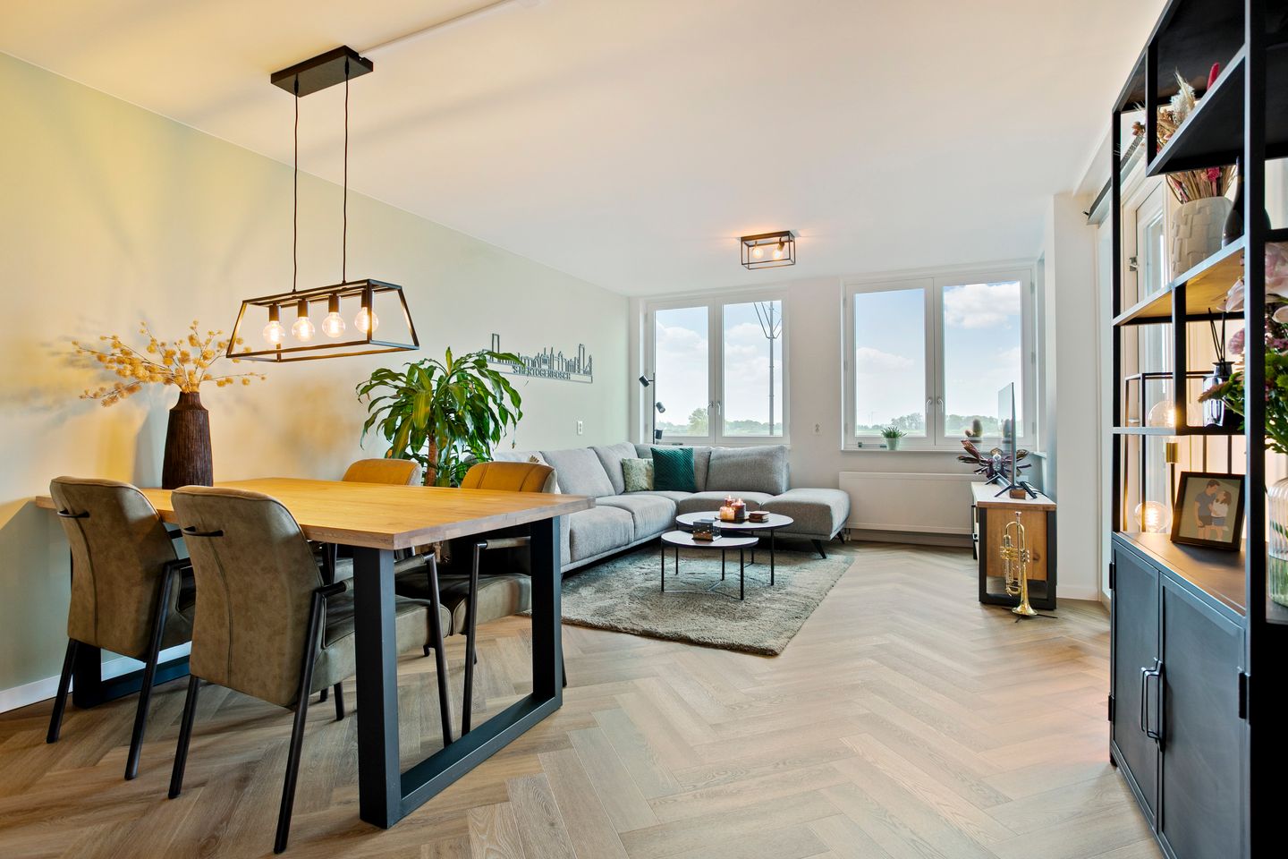 Photo 5 of Maasboulevard 231