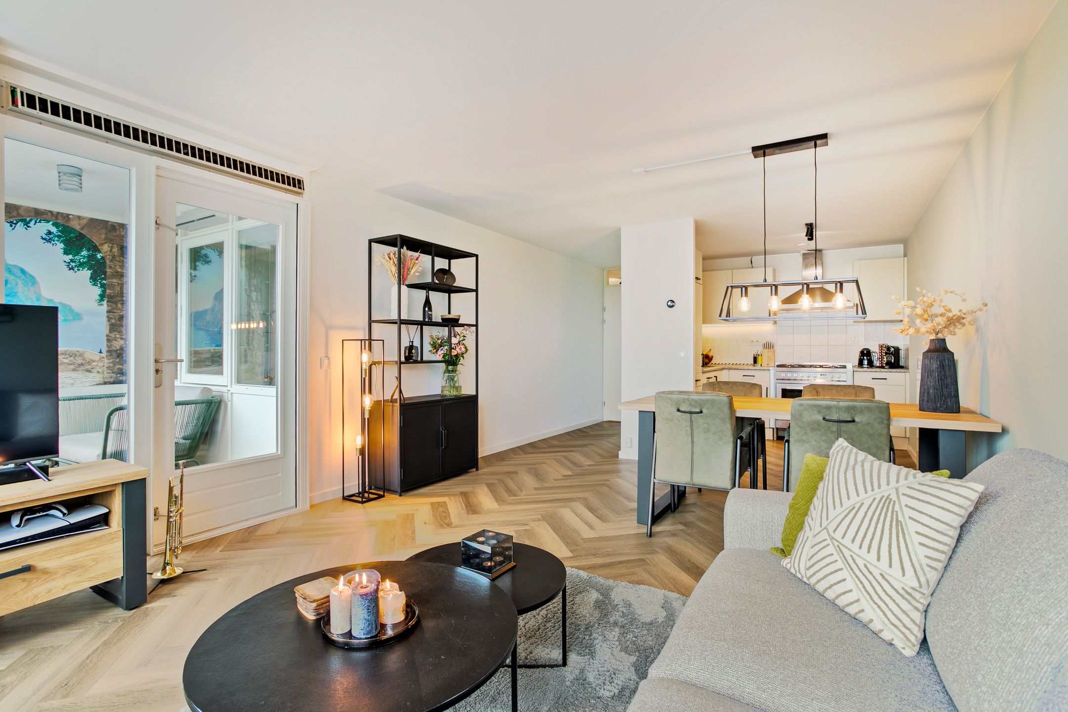 Photo 9 of Maasboulevard 231