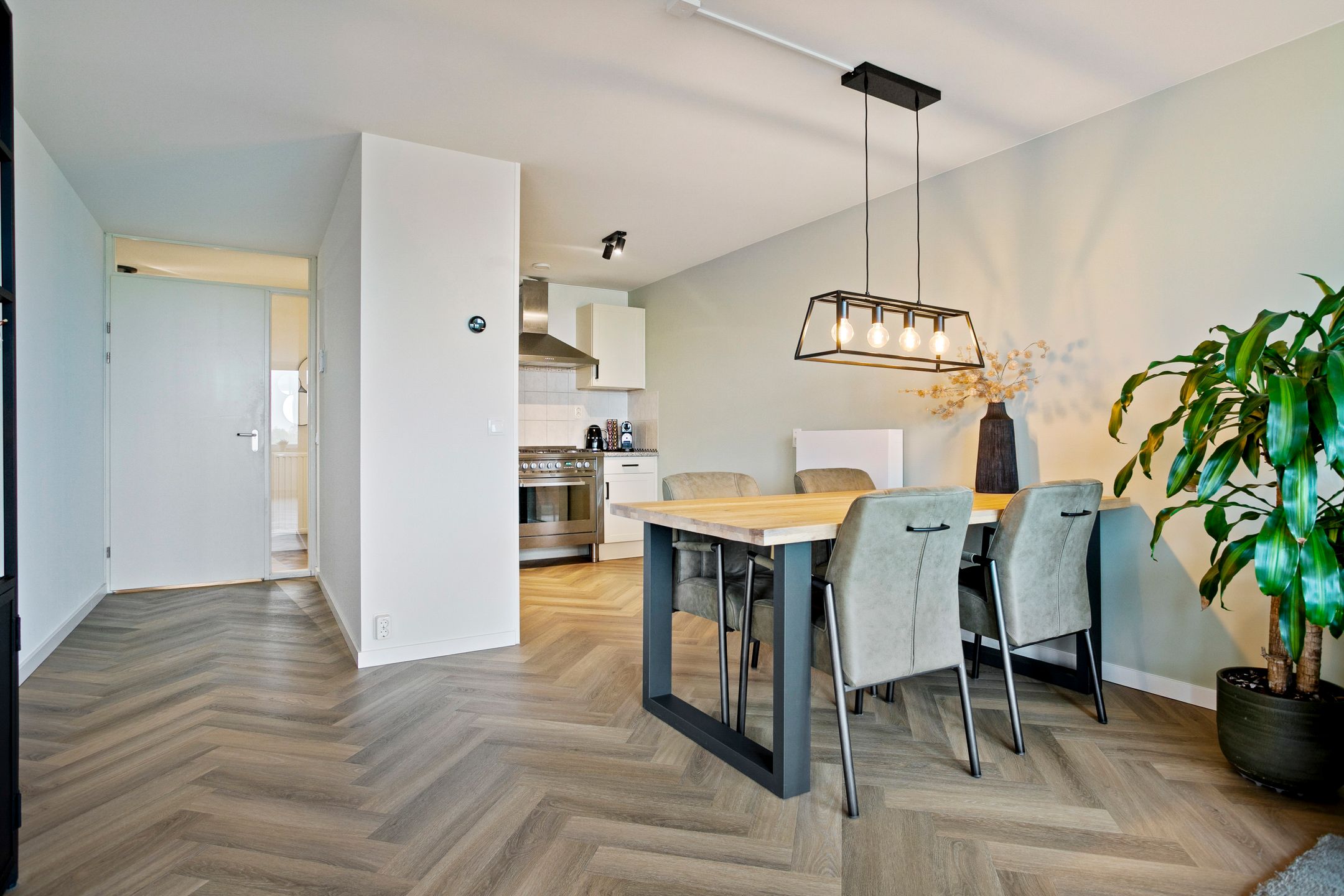 Photo 15 of Maasboulevard 231