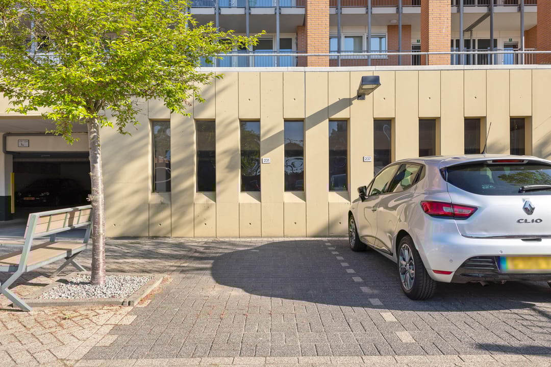 Photo 28 of Maasboulevard 231