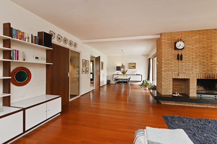 Foto 15 van Zweersstraat 8