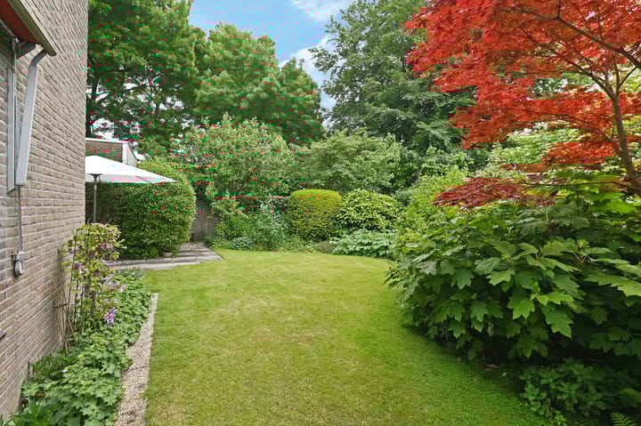 Foto 24 van Zweersstraat 8