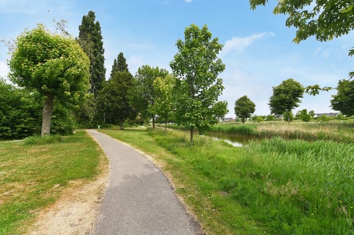 Foto 53 van Zweersstraat 8