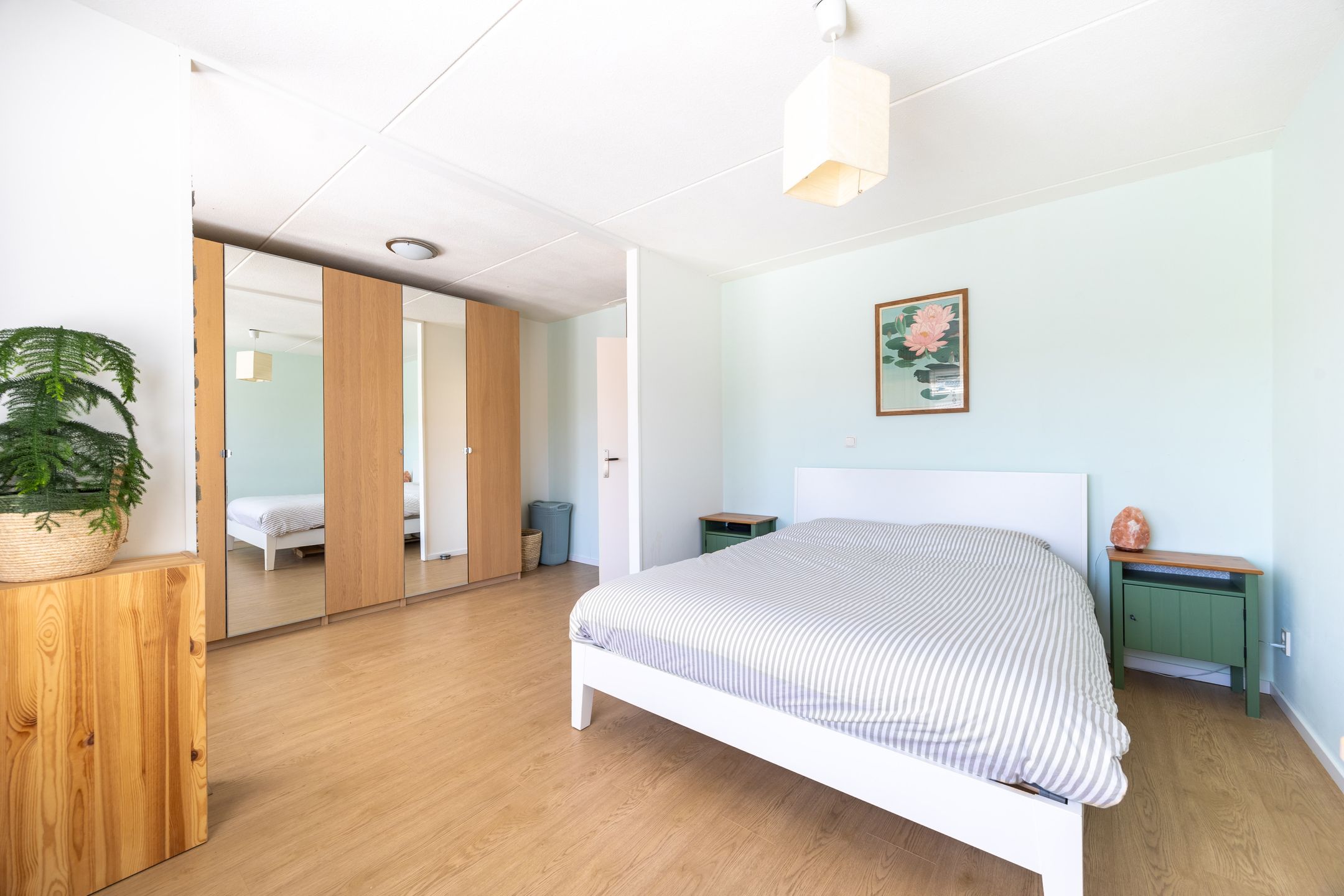 Foto 18 van van Merodestraat 12