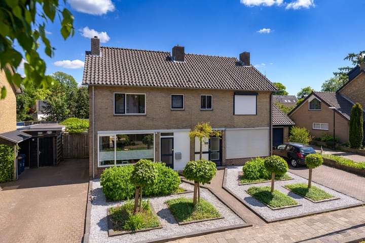 Foto 1 van Libellestraat 28