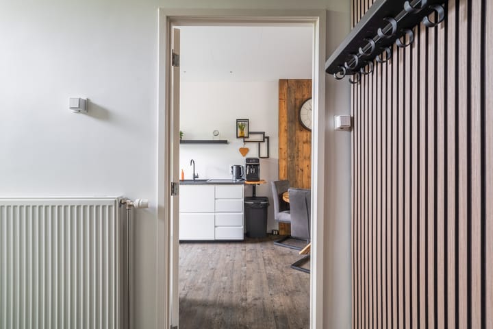 Photo 12 of F.C. Dondersstraat 25