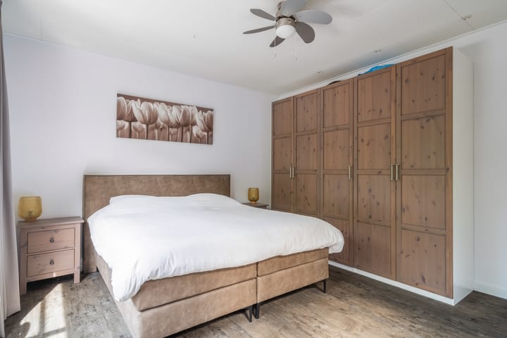 Photo 25 of F.C. Dondersstraat 25