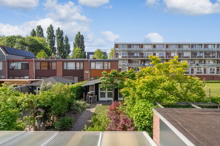 Photo 40 of F.C. Dondersstraat 25