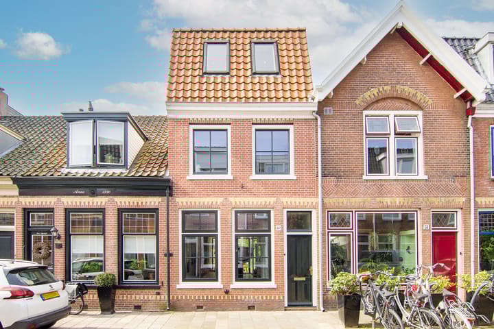 Foto 1 van De Clercqstraat 152