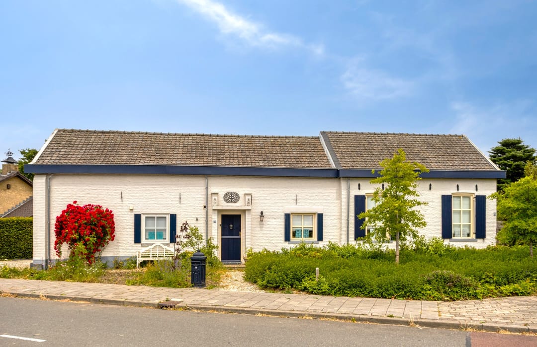 Photo 1 of Burg Thijssenstraat 26