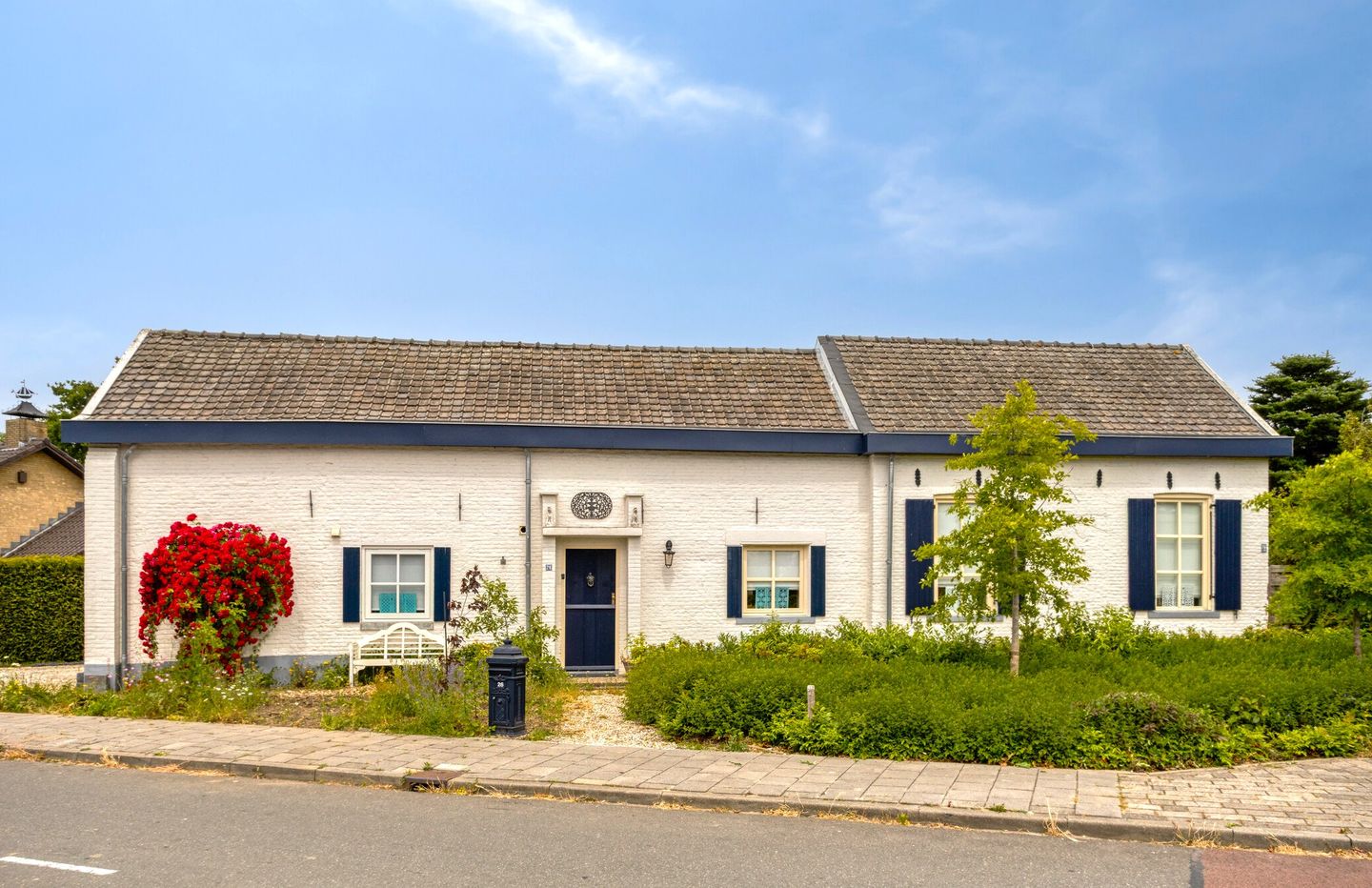 Foto 1 van Burg Thijssenstraat 26