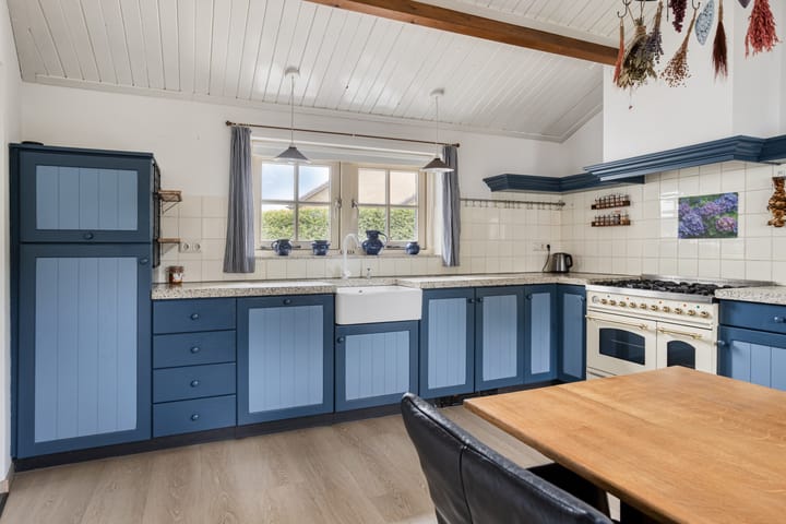 Foto 18 van Burg Thijssenstraat 26