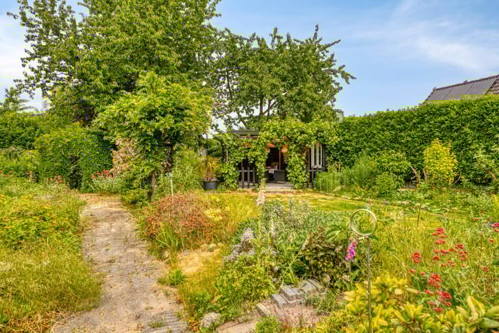 Foto 60 van Burg Thijssenstraat 26