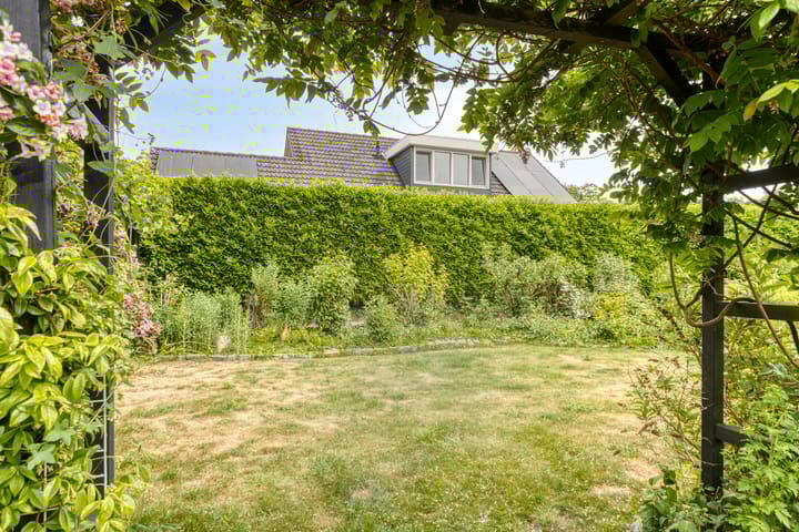 Foto 64 van Burg Thijssenstraat 26