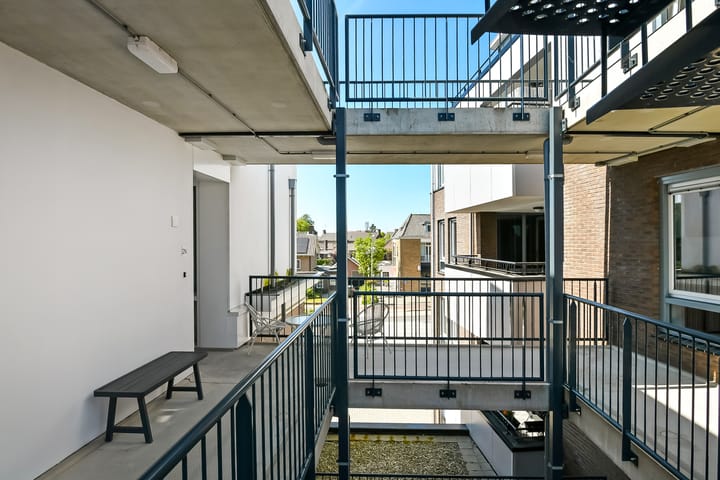 Foto 10 van Eshofsestraat 2-N