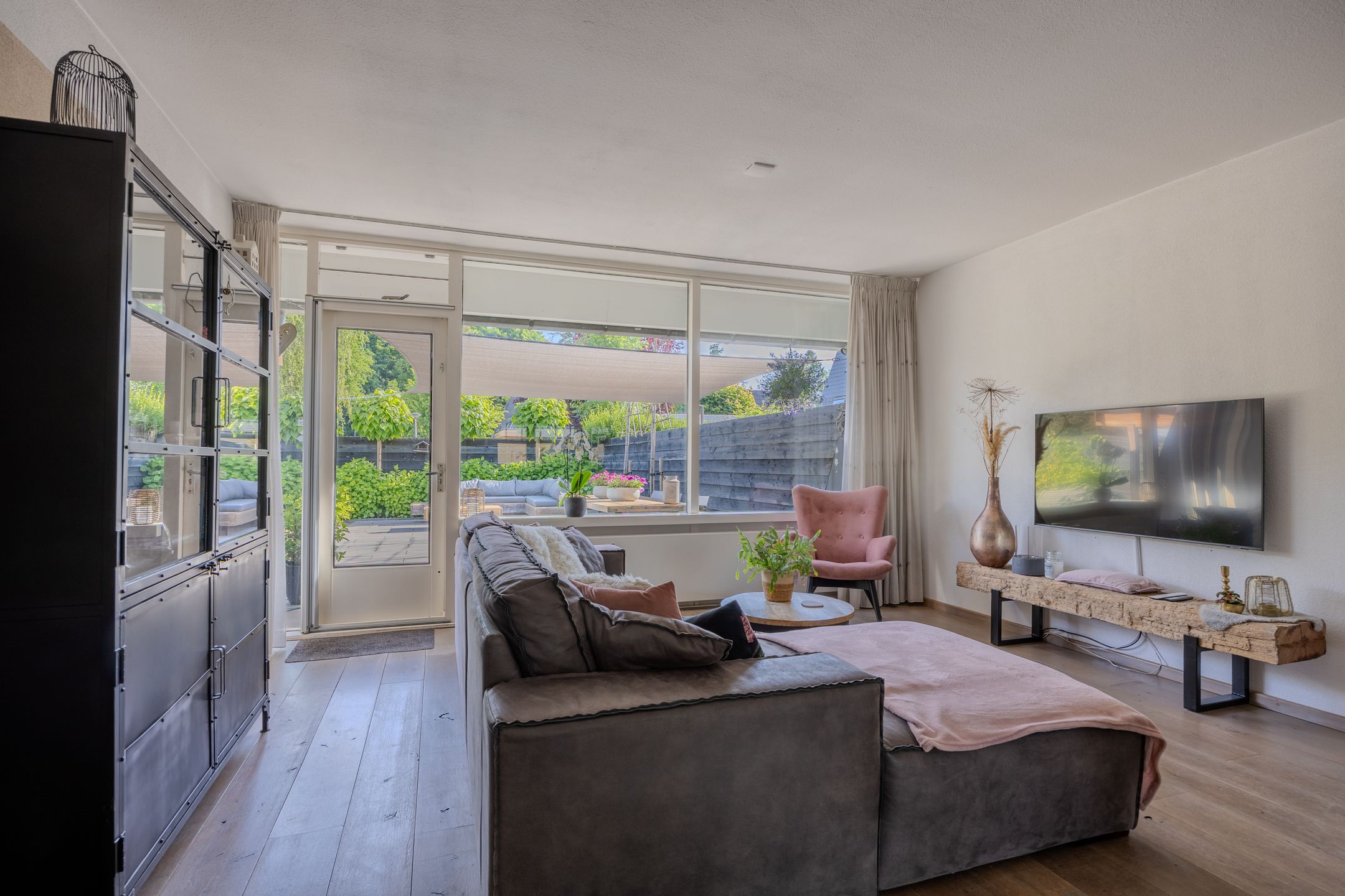 Foto 15 van Weezenhof 6319