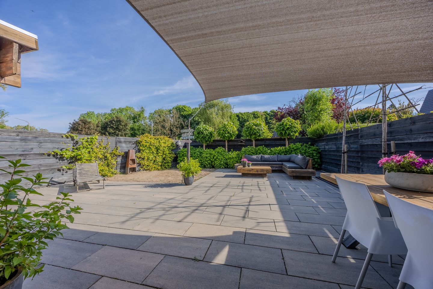 Foto 34 van Weezenhof 6319