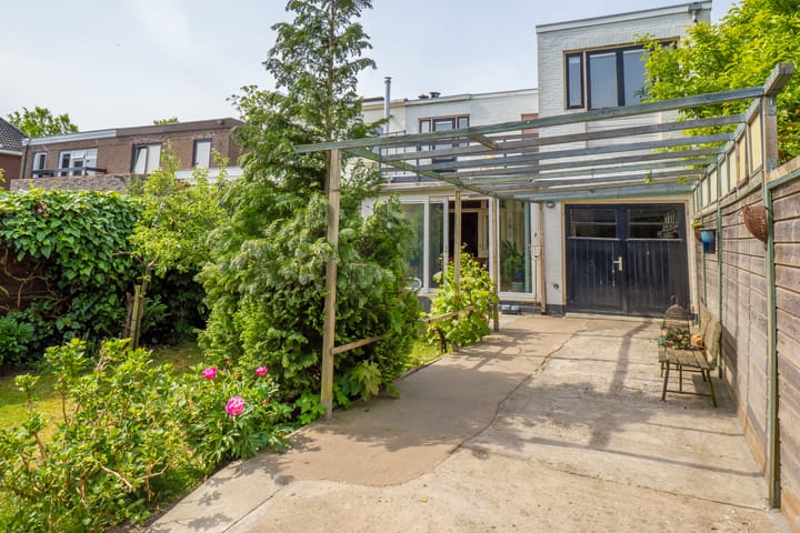 Foto 24 van Amsterdamsestraatweg 891