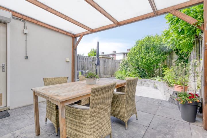 Foto 18 van Dasstraat 6