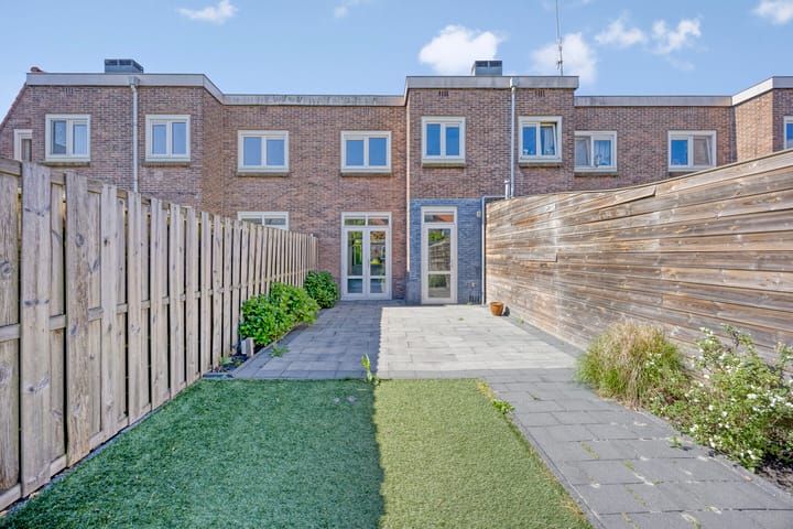 Foto 16 van Wilgenstraat 44