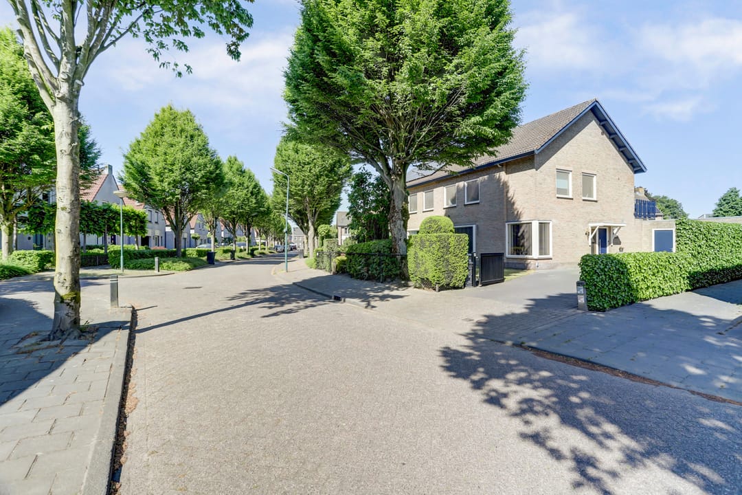 Foto 61 van Baronielaan 13